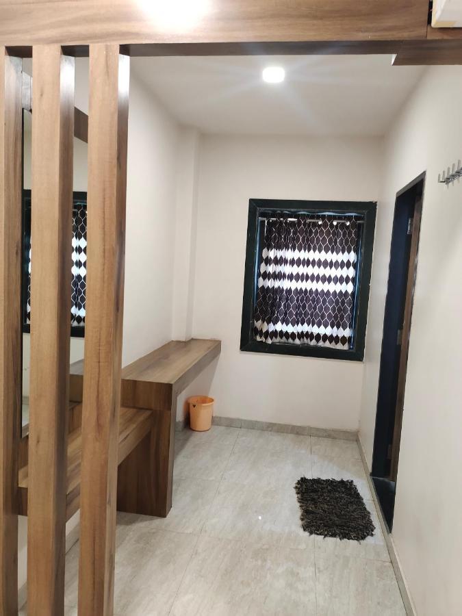 Hotel Palm Residency Ahmedabad Extérieur photo